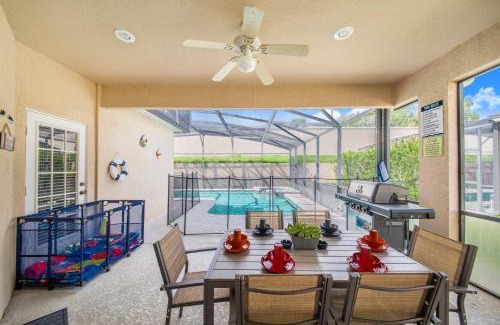 Haines City Villa | Villa Mona, 4bed pool, Hot tub,Game Room at Calabay Tower lake