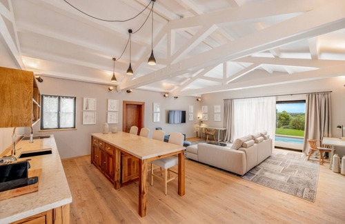 Bale Resort | Villa Moni - One Bedroom Resort, Sleeps 2