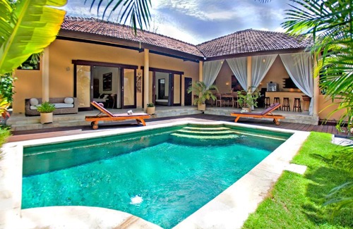 Laksmana Villa | Villa Monica Seminyak Oberoi Bali