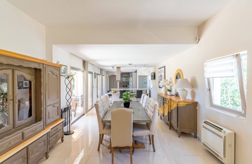 La Crau Villa | Villa Moniris - Provence and the French Riviera Bliss – Private Villa with Pool