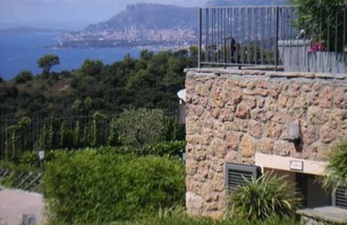 San Giacomo Villa | Villa Montefontane - "Camelia Apartment" - near Bordighera