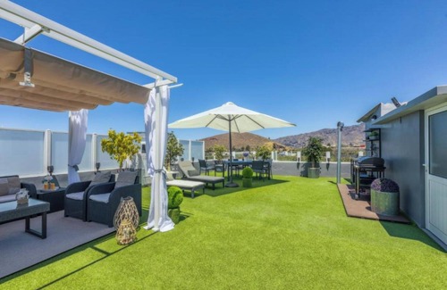 Los Llanos House | Villa Montserrat – A beautiful family villa of 280m2 with views of the volcanoes
