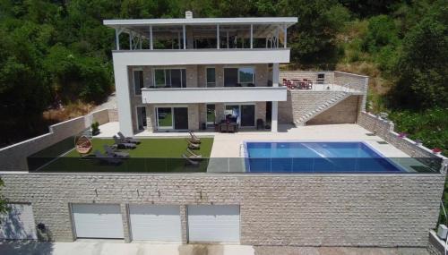 Podostrog Villa | Villa Moonlight