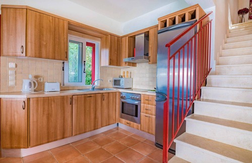 Eleios-Pronnoi Villa | Villa Morea by Villa Plus