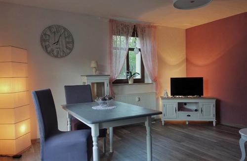 Gera Apartment | Villa Moser - Ferienwohnung mit Terrasse