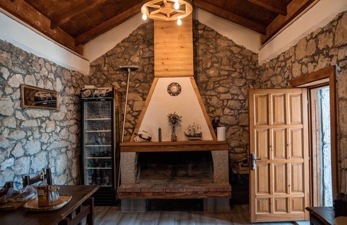 Zavala Villa | Villa Mramor - Rustic Villa with Swimming Pool