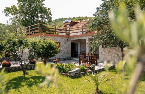 Zavala Villa | Villa Mramor - Rustic Villa with Swimming Pool