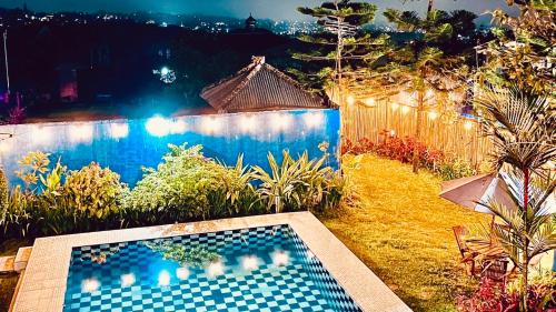 Cisarua Villa | Villa mutiara citra puncak Bu eva