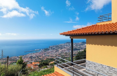 Santa Maria Maior House | Villa Nóbrega by Holiday Rental Madeira