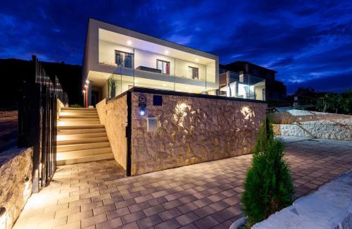 Drace Villa | Villa Nada