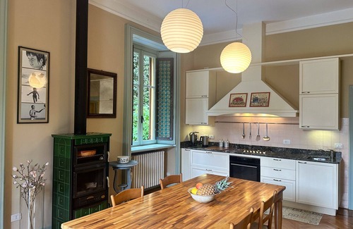 Cernobbio Villa | Villa Nanni/pool/parking/central Cernobbio
