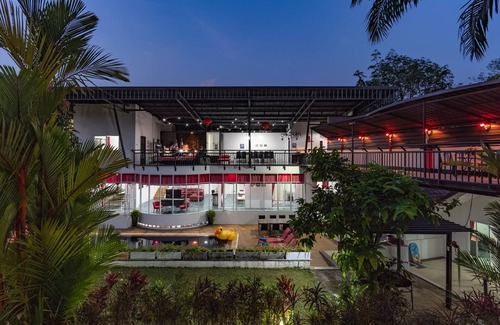 Chalong Villa | Villa Nap Dau 10 Bedrooms