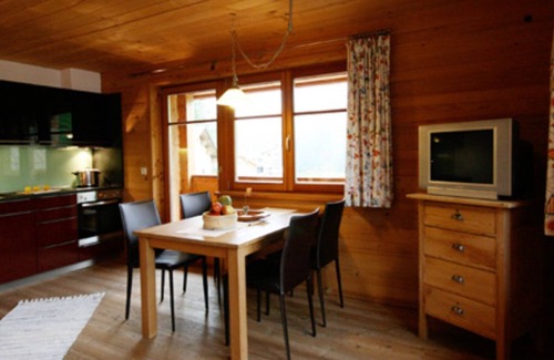 Schroecken Apartment | Villa Natur . live a different kind of comfort apartment for 2 to 18 people