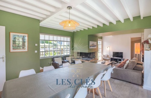 Le Touquet-Paris-Plage Villa | Villa near center and beach, pets allowed, parking available
