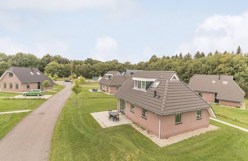 Hollandscheveld Villa | Villa Near Forest Trails
