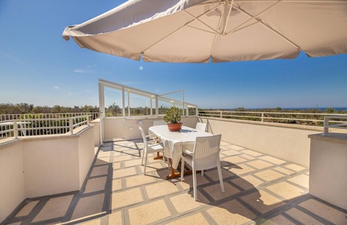 Taviano House | Villa near Ionian Sea with Rooftop Terrace