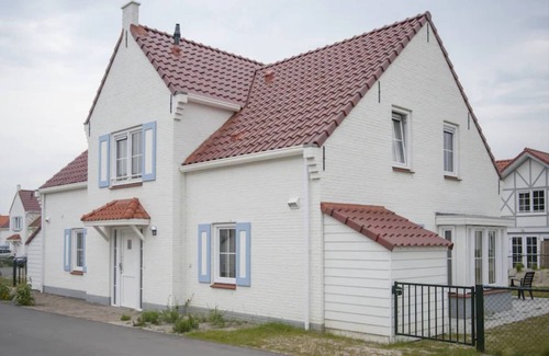 Cadzand-Bad Villa | Villa near North Sea Beach, Perfect for Families