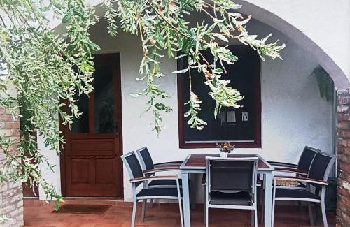 Balatonfokajar Apartment | Villa Negra vendégház