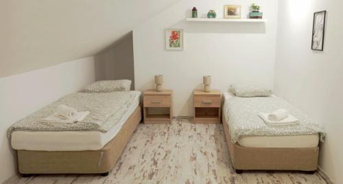 Balatonfokajar Apartment | Villa Negra vendégház