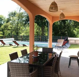 Ladignac le Long Villa | Villa neuve avec piscine 6 personnes en limousin