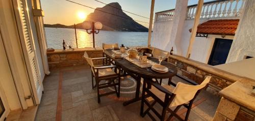 Mirties House | Villa Niki