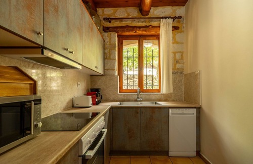 Apokoronas Villa | Villa Nipos - Villa Rental on the Island of Crete, Greece