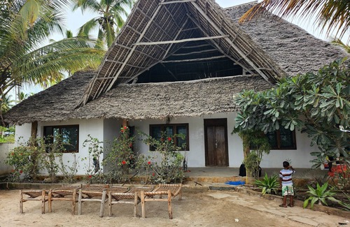 Kiwengwa Villa | Villa Noah Beach