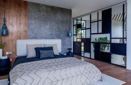 Batu Bolong Villa | Villa Nonnavana - 12-minute walk to Batu Bolong Beach