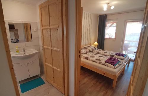 Heviz Apartment | Villa Nora