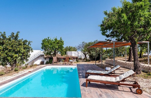 Noto Villa | Villa Noto Syracuse | Baroque Charm in Sicily | Stunning Sea Views | Near.