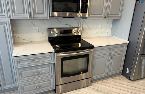 Apollo Beach House | Villa Oasis, w/Heated & Covered Pool, Pool Table, Boat Dock, Gym and much more.