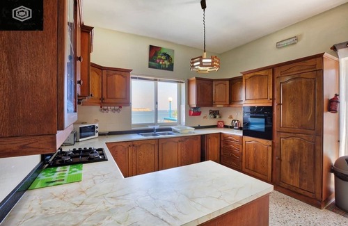 Santa Maria Estate Villa | Villa Ocean in Mellieha with Fantastic Sea Views 4 bedrooms A/C Sleep 9 people
