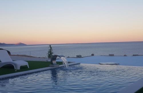 Achlia Villa | villa Ocean Island Isabella
