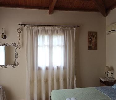 Nimfea Villa | Villa Oceanis - Luxury Seaside Villa