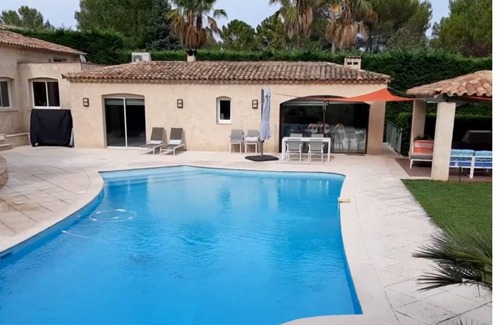 Valbonne Villa | Villa of 110m² with Garden and Pool in quiet subdivision