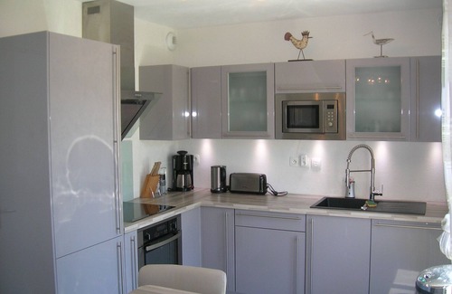 La Mole Villa | Villa of charm entirely air-conditioned in residence with swimming pool
