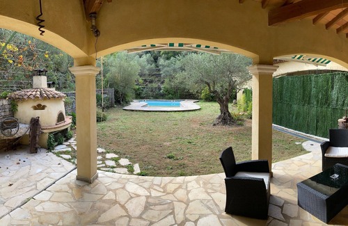 Sollies-Toucas House | Villa of the olive trees