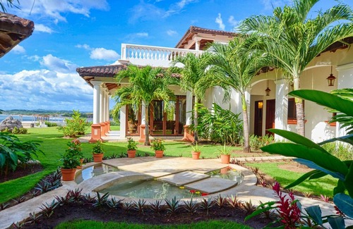 Jiquelite Villa | Villa Ohana: Deluxe 4br Beachfront. Direct views of Santana surf break.