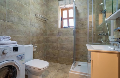 Vranovici Hotel | Villa Old Castle