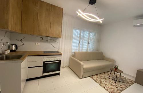Qerek House | Villa Oliver