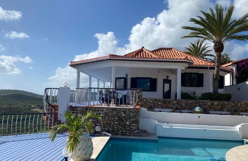 Mamora Bay Villa | Villa Olympia, St James Club - Luxury Open plan Villa, with Private Pool & 2 Kitchens