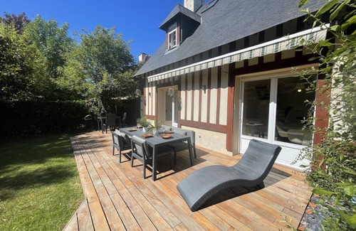 Tourgeville Villa | Villa on Deauville, near beach, area of ​clairefontaine (swimming pool and tennis)