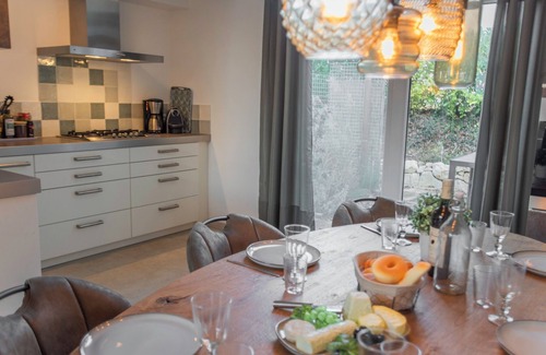 Daumazan-sur-Arize House | Villa on estate with 2 swimming pools