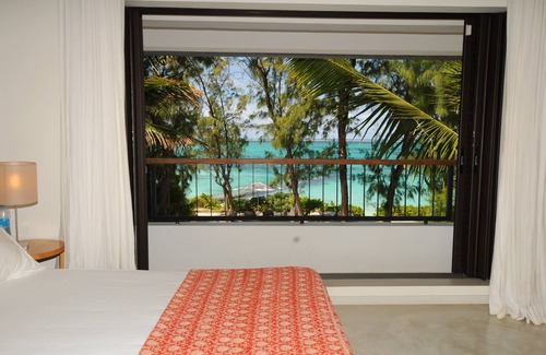 Pointe D'esny Villa | Villa on fine sandy beach, great snorkeling, quiet for a couple or up to 8 p