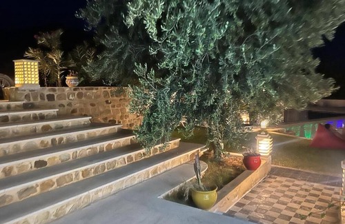 Hammamet Villa | Villa on Hill