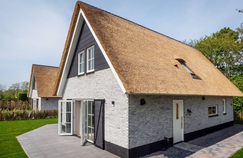 De Koog House | Villa on Texel Near Beach and Forest