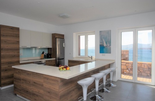 Kampos Villa | Villa on the beach - 4 bedrooms