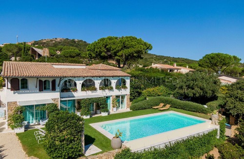 Conca Verde Villa | Villa Onyx: with private pool, big garden, near the sea - Sardinia Unlimited
