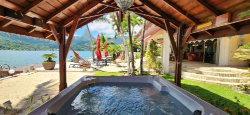 Otumai House | Villa Oramarama