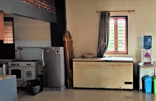 Lembang House | Villa Orange Lembang Pengkolan
